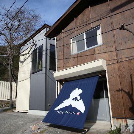 山の中の一棟貸切宿 五番地 Nambu (Yamanashi) Dış mekan fotoğraf
