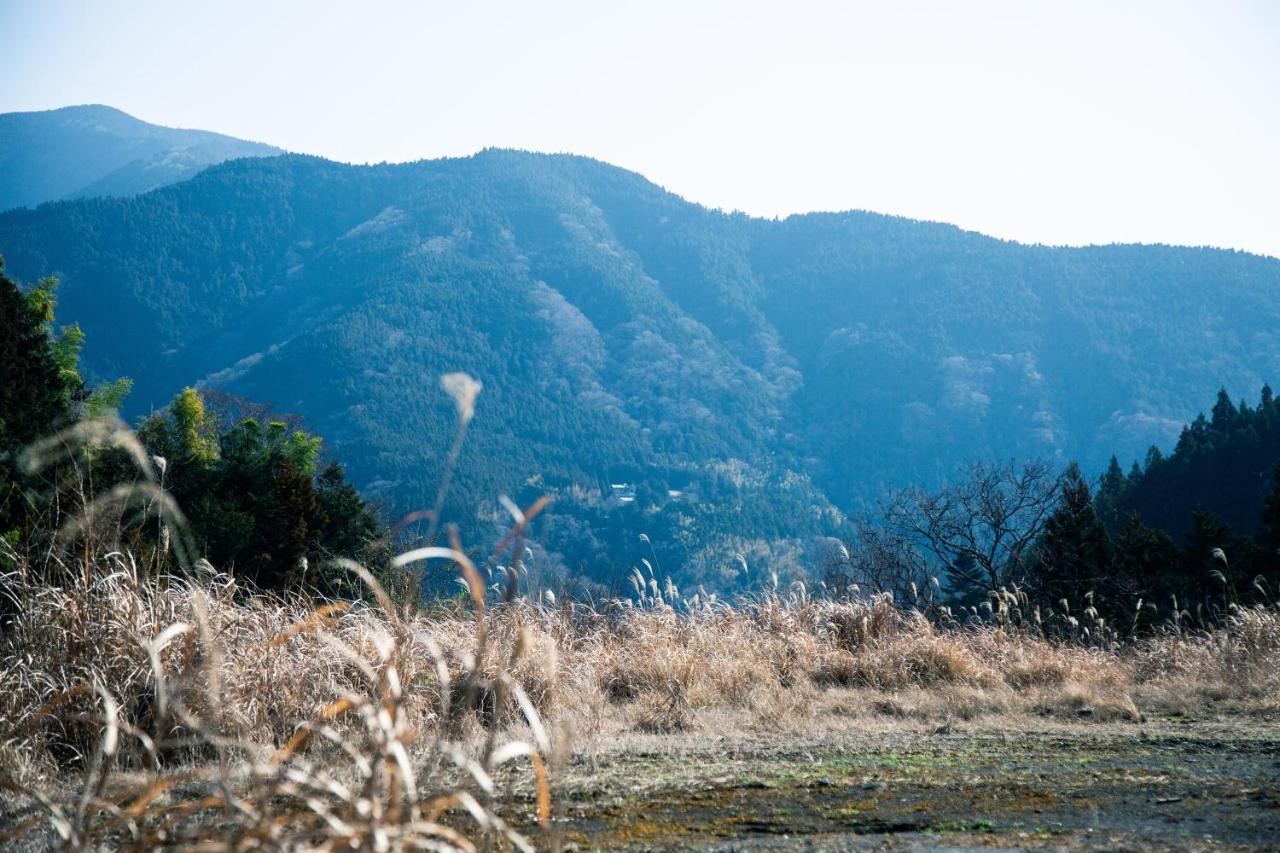 山の中の一棟貸切宿 五番地 Nambu (Yamanashi) Dış mekan fotoğraf